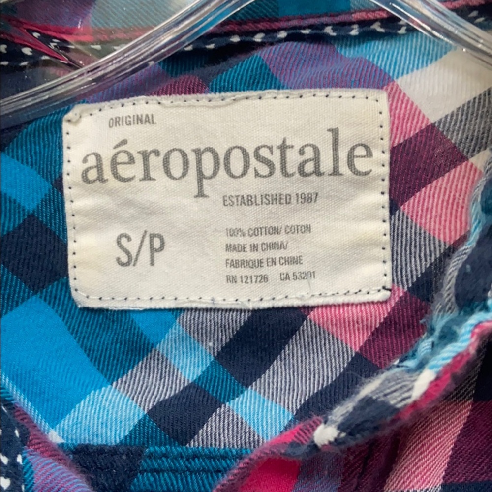 Aéropostale Plaid Button Up Long Sleeve - Picture 2 of 5